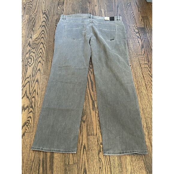 Prana Men's Jeans Size 40x32 Manchester Slim Fit Gray Jean Pants NWT - Picture 2 of 7
